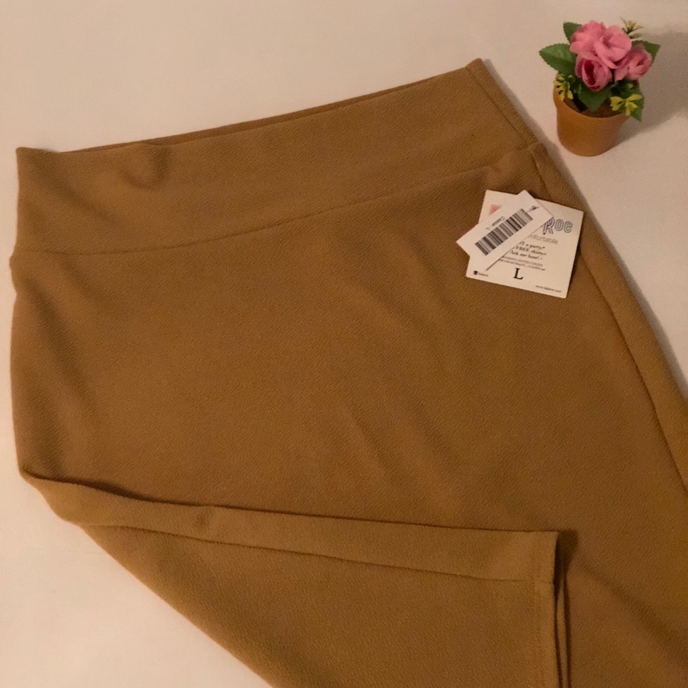 LuLaRoe Cassie pencil skirt